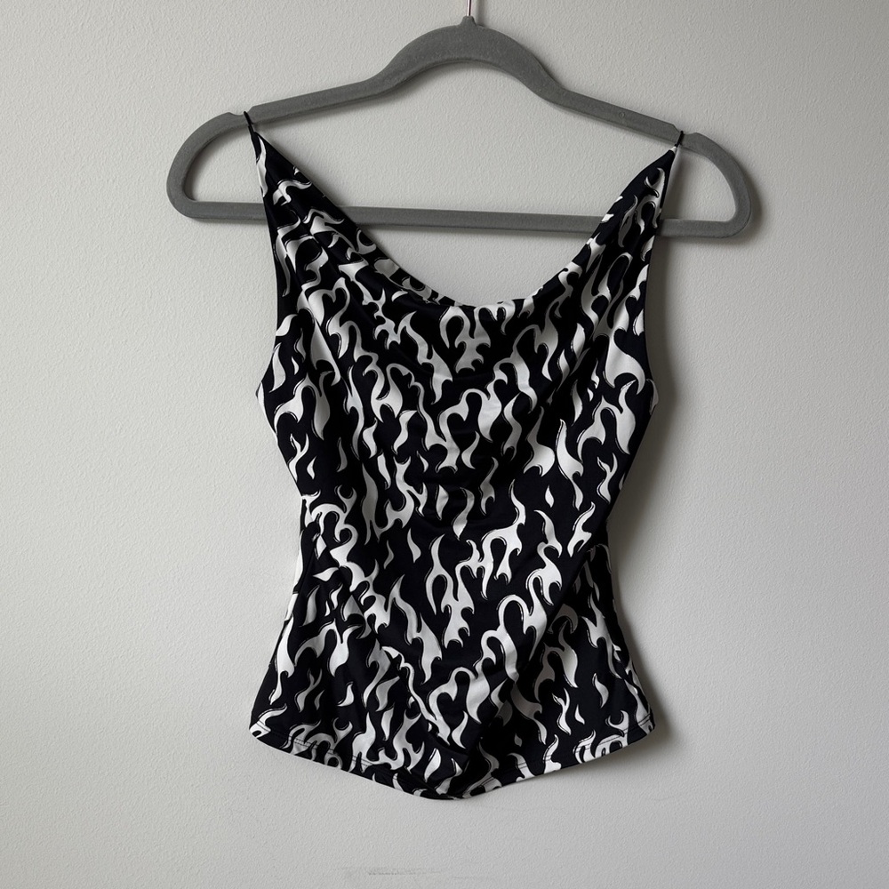 VTG Shameless Y2K Black and White Flame Pattern Bateau Camisole Medium EUC